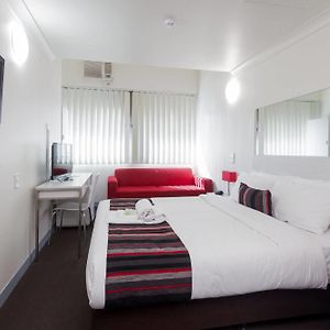 Premium Queen Room